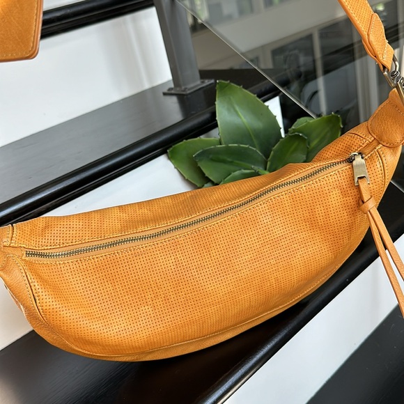 Anthropology urban genuine leather Crossbody shoulder handbag purse cresent - Picture 2 of 9